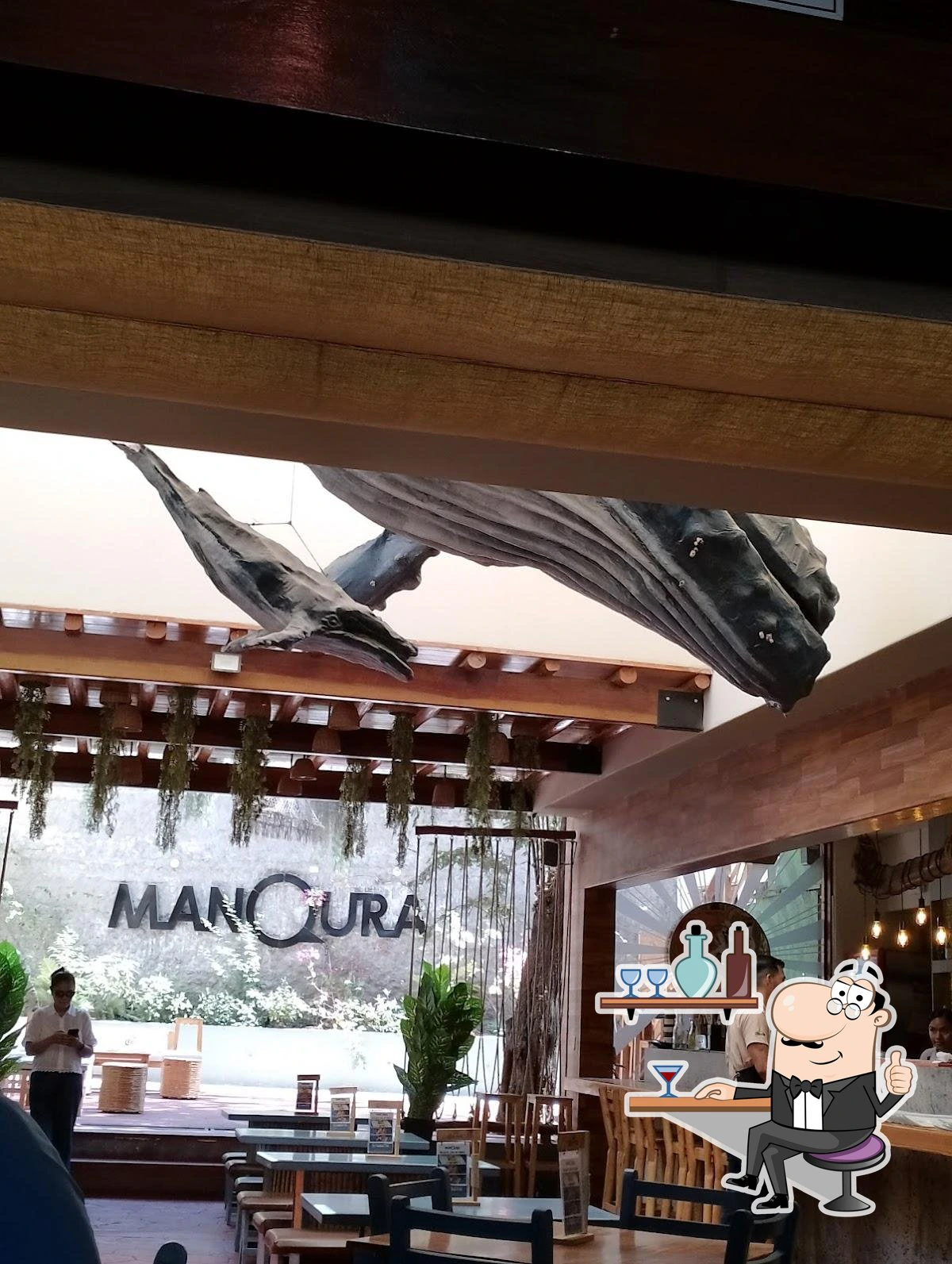 ManQura Restobar